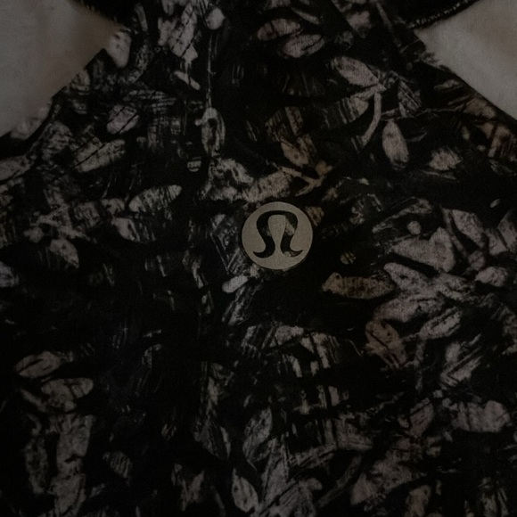 NWOT Lululemon Black White and Gray Tank - Picture 3 of 3